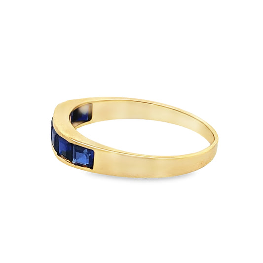 18K Yellow Gold Blue Stones Lds Band Size 8.5 1.6Dwt