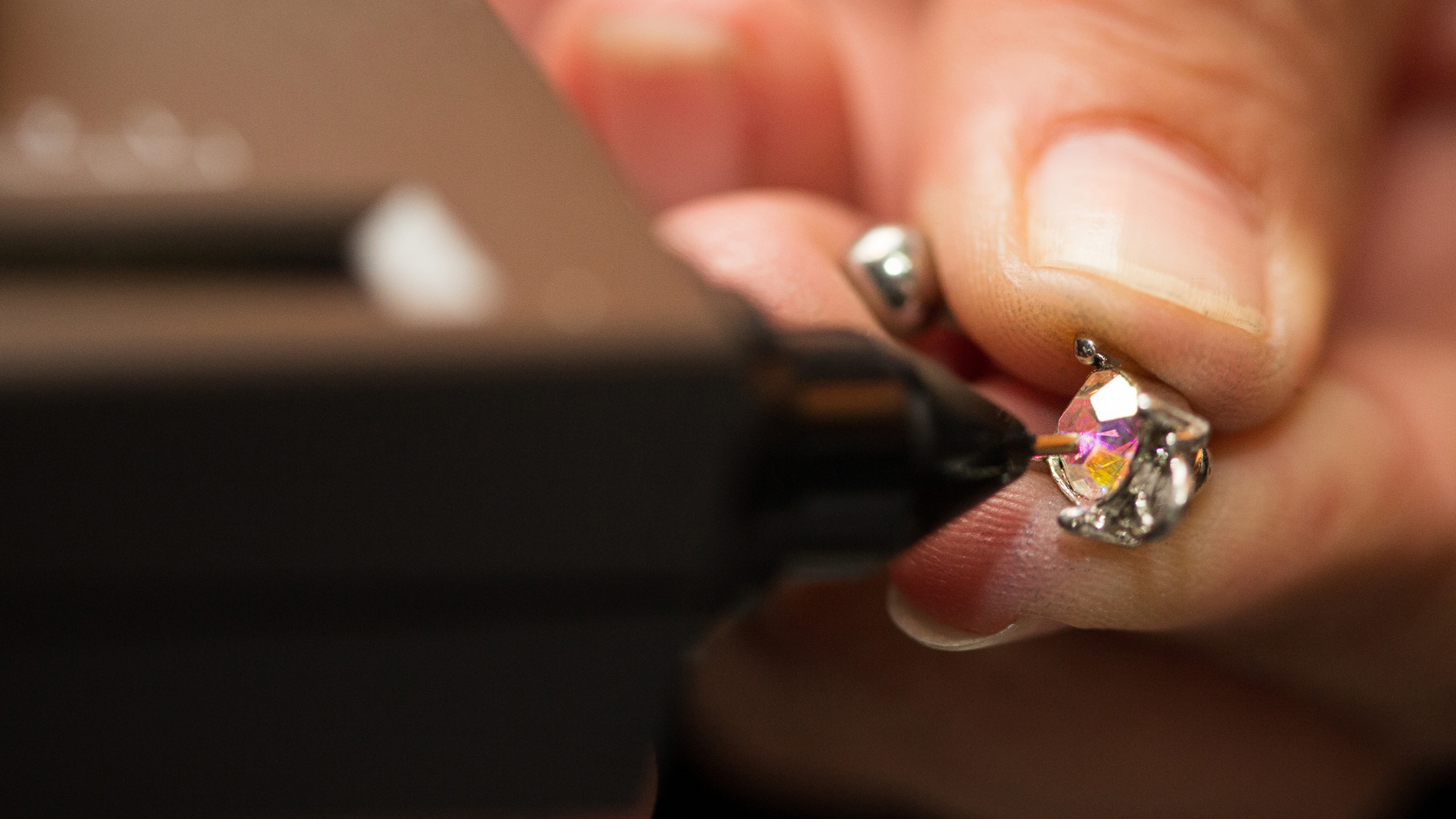 How To Use A Diamond Tester