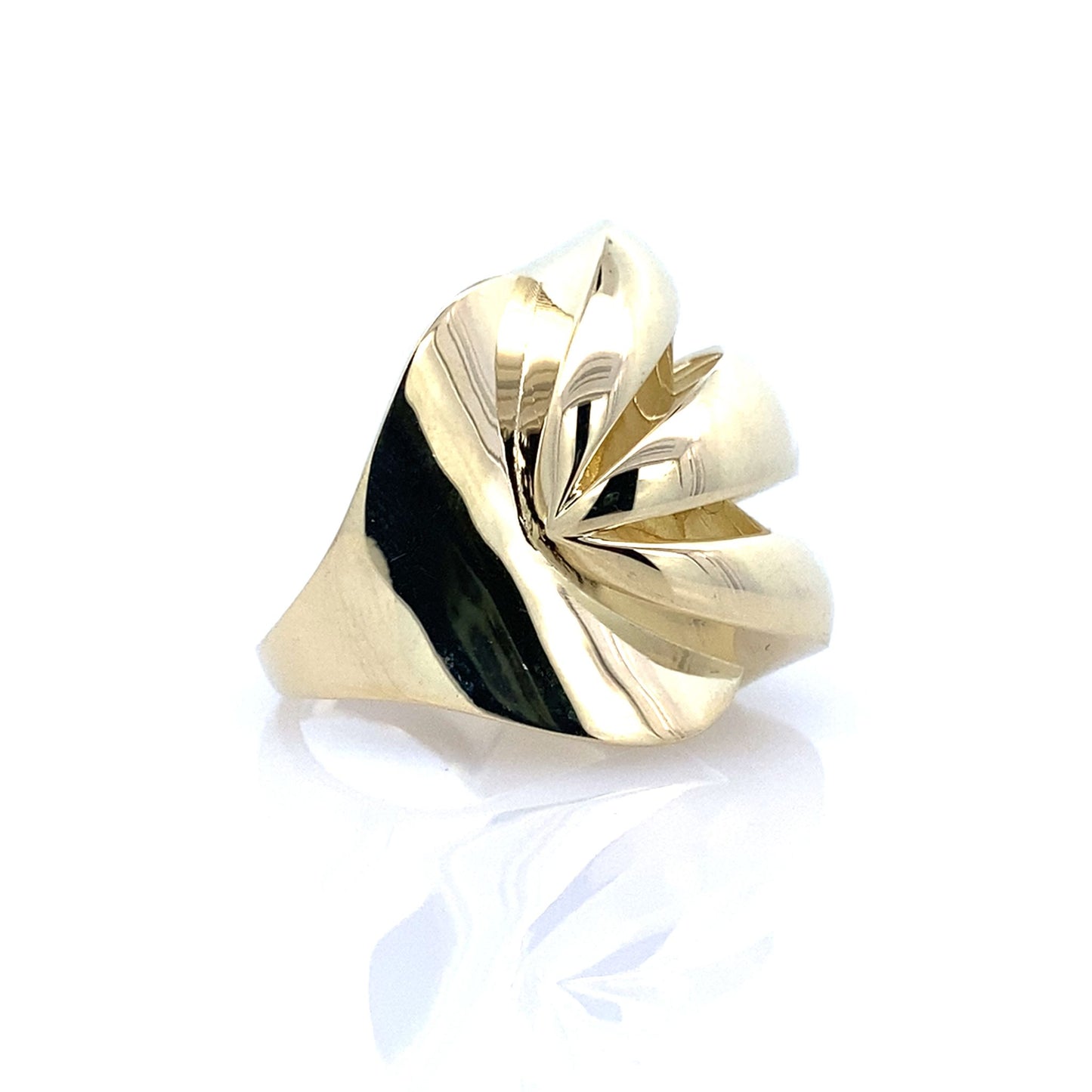 14K Yellow Gold Ladies Fashion Ring Size 6