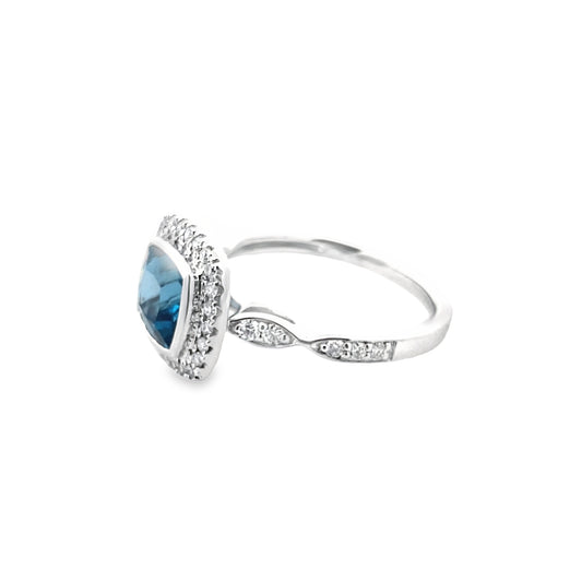 1.82 Lbcu/0.39Ctw Dird 14K White Gold London Blue Topaz & Dia Ring Size 7 2.7Dwt