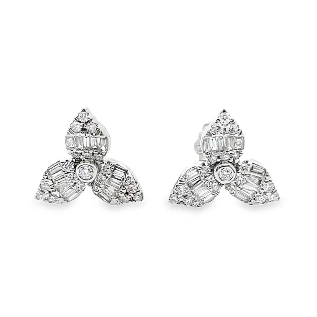 0.30Ct 18K White Gold Rd/Bgt Diamond Earring 1.0Dwt