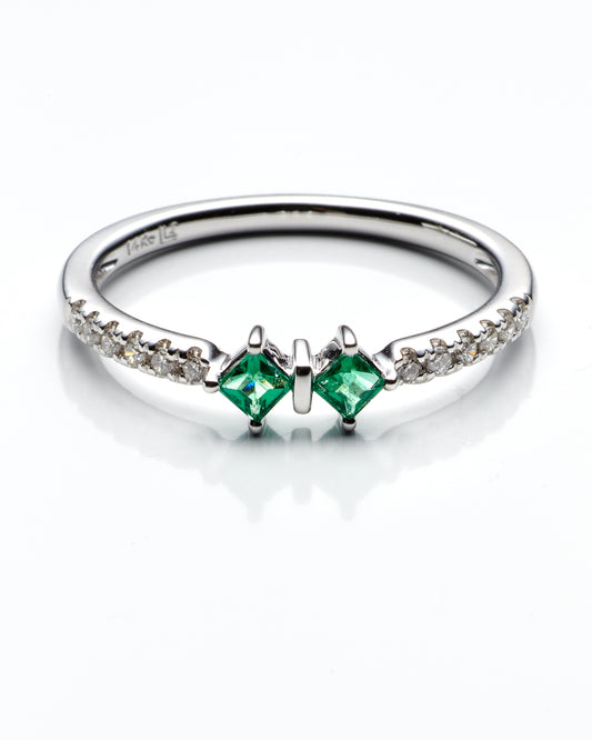 0.11Ctw Diamond 0.17Ctw Emerald 14K White Gold Ring Size 7 1.2Dwt