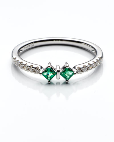 0.11Ctw Diamond 0.17Ctw Emerald 14K White Gold Ring Size 7 1.2Dwt