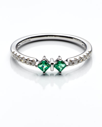 0.11Ctw Diamond 0.17Ctw Emerald 14K White Gold Ring Size 7 1.2Dwt