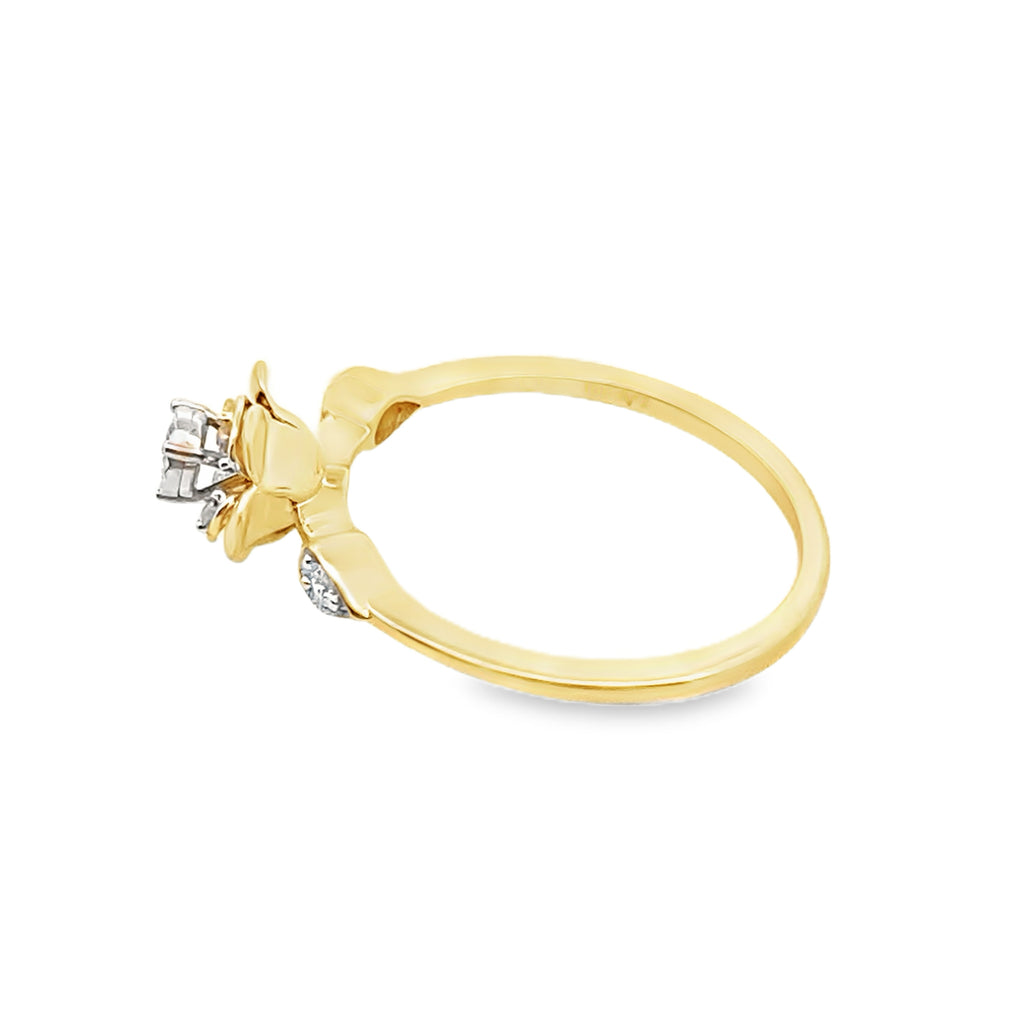 0.15Ctw 10K Yellow Gold Diamond Flower Ring Size 7 1.1Dwt