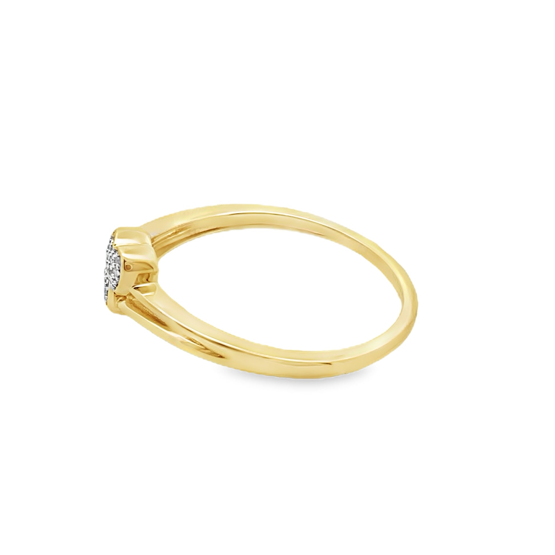 0.05Ctw 10K Yellow Gold Ladies Diamond Heart Fashion Ring Size 7 1.1Dwt