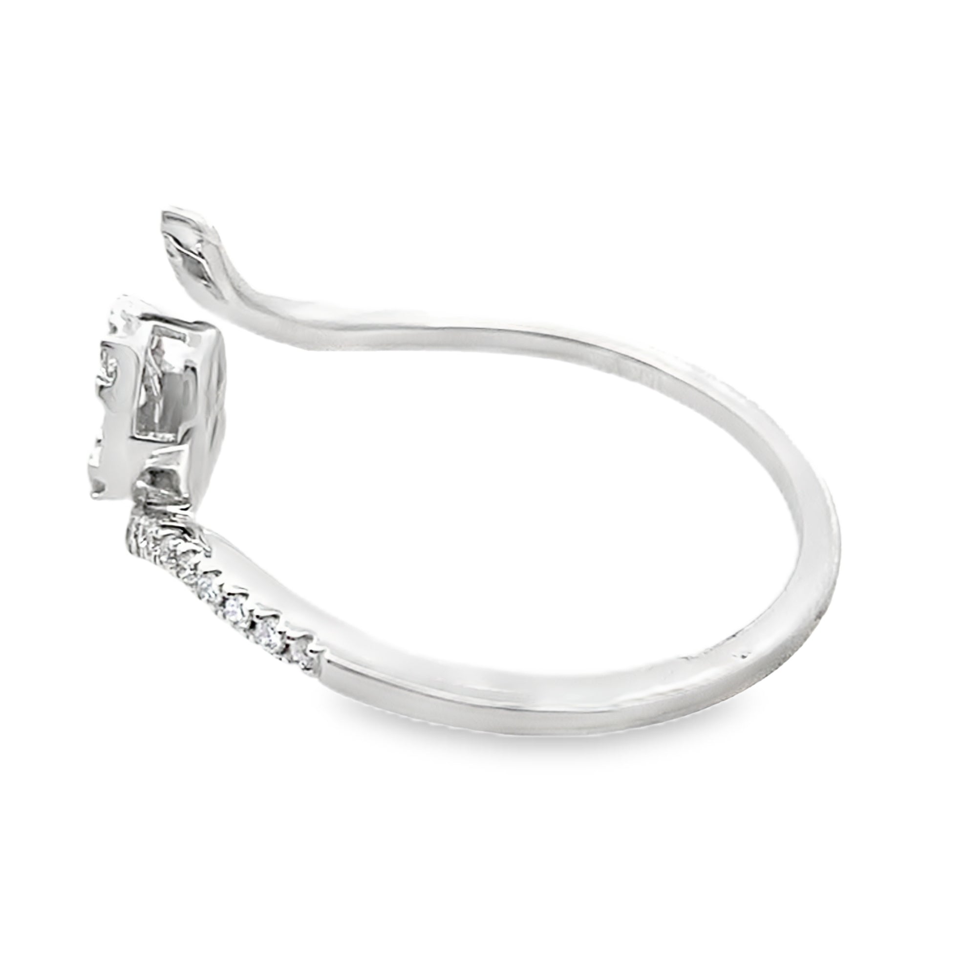 0.25Ct 18K White Gold Rd/Bgt Diamond Ladies Ring Size 7 1.4Dwt
