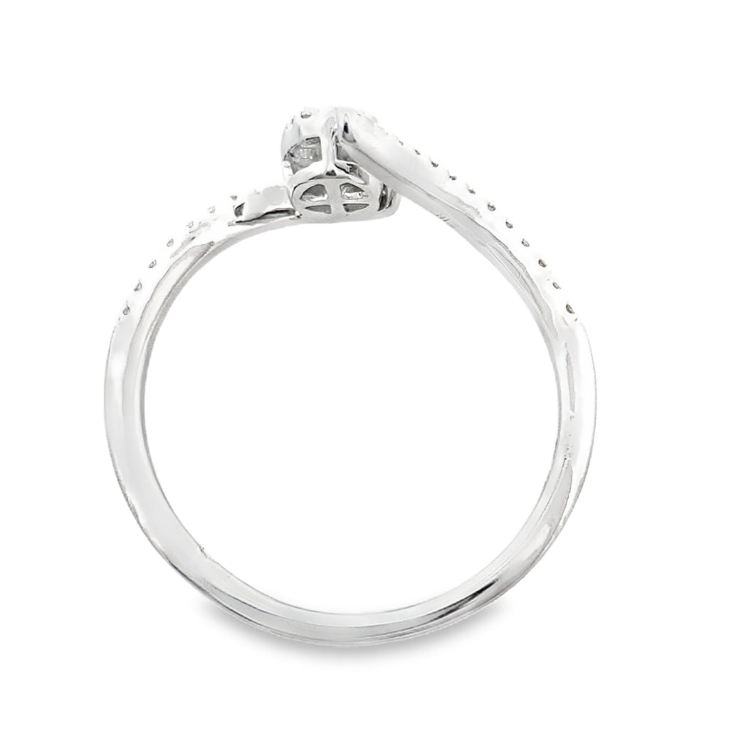 0.25Ct 18K White Gold Rd/Bgt Diamond Ladies Ring Size 7 1.4Dwt