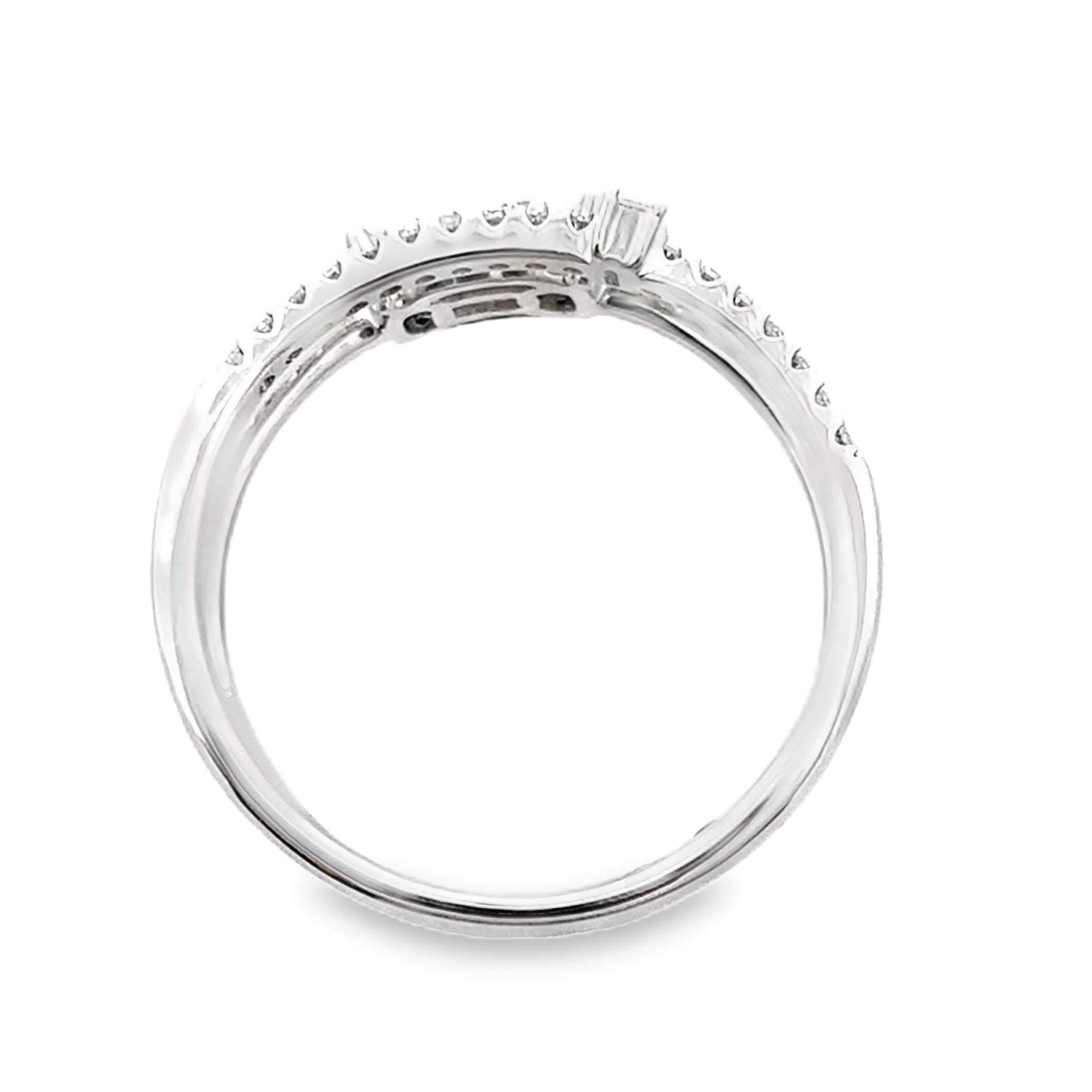 0.30Ct18kt White Gold Rd/Bgt Diamond  Ladies Double Ring Size 6.5 3.1Dwt