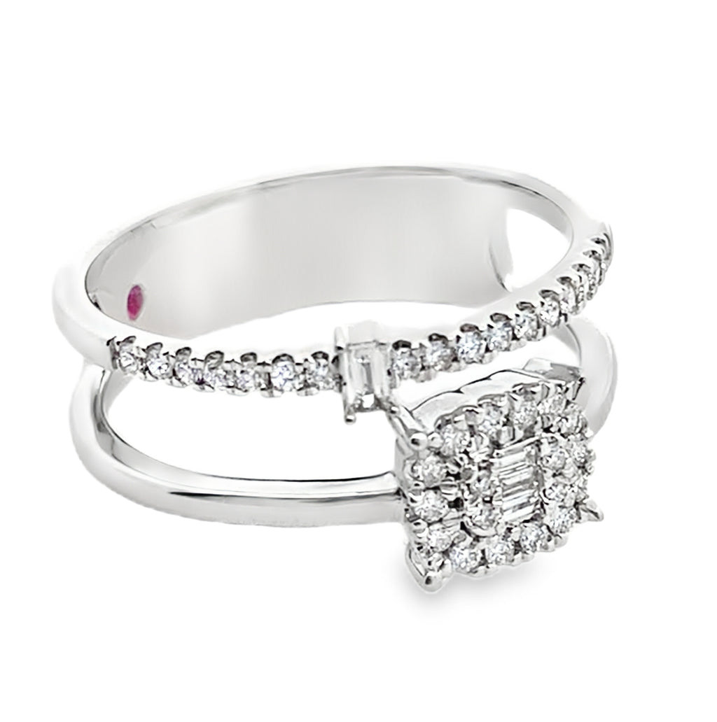 0.30Ct18kt White Gold Rd/Bgt Diamond  Ladies Double Ring Size 6.5 3.1Dwt