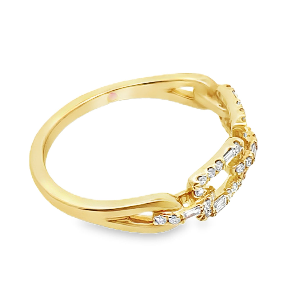 0.25Ct 18K Yellow Gold Rd/Bgt Diamond Ladies Ring Size 7 2.0Dwt