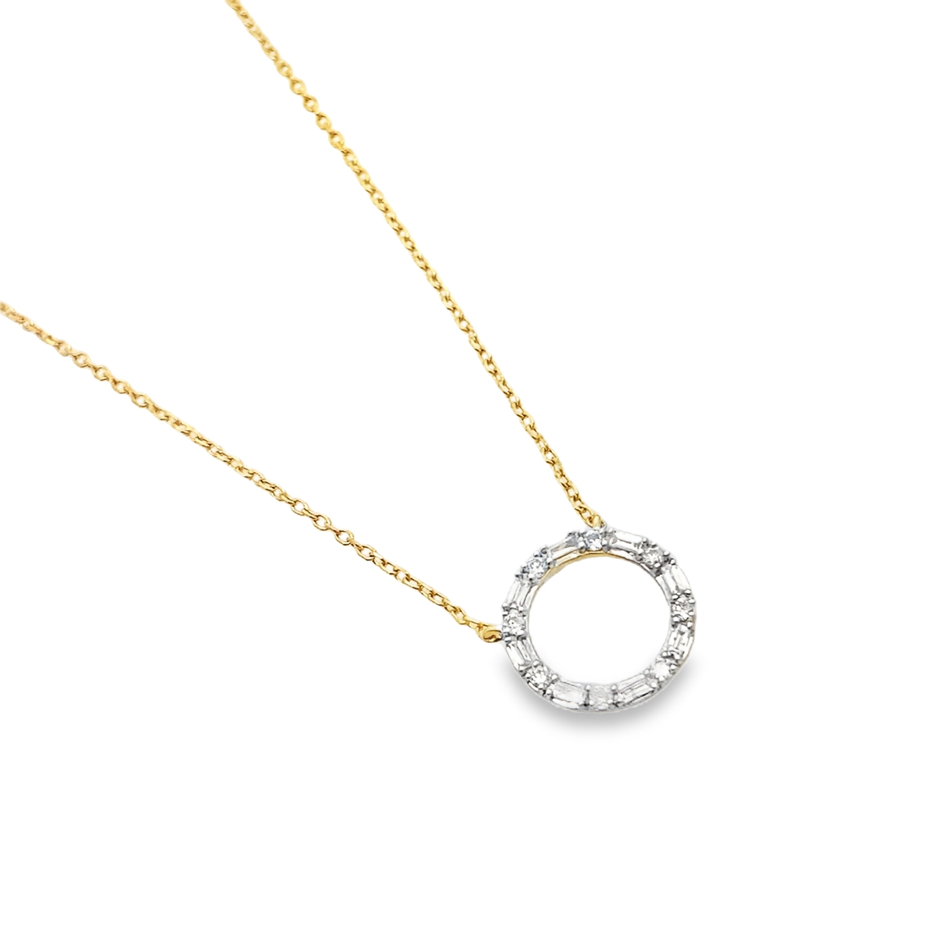 0.15Ct 10K Yellow Gold  Spring Lock Cable Link  Rd/Bgt Diamond Ladies Necklace 18In 0.9Dwt