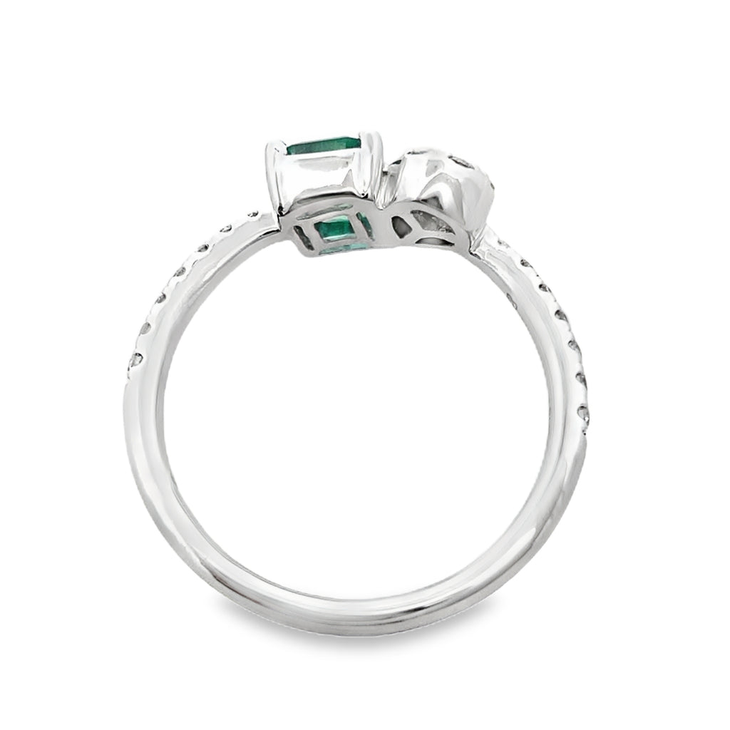 1.20Ct Rd/Bgt/Em 18K White Gold Diamond & Emerald Fashion Ring Size 7 2.0Dwt