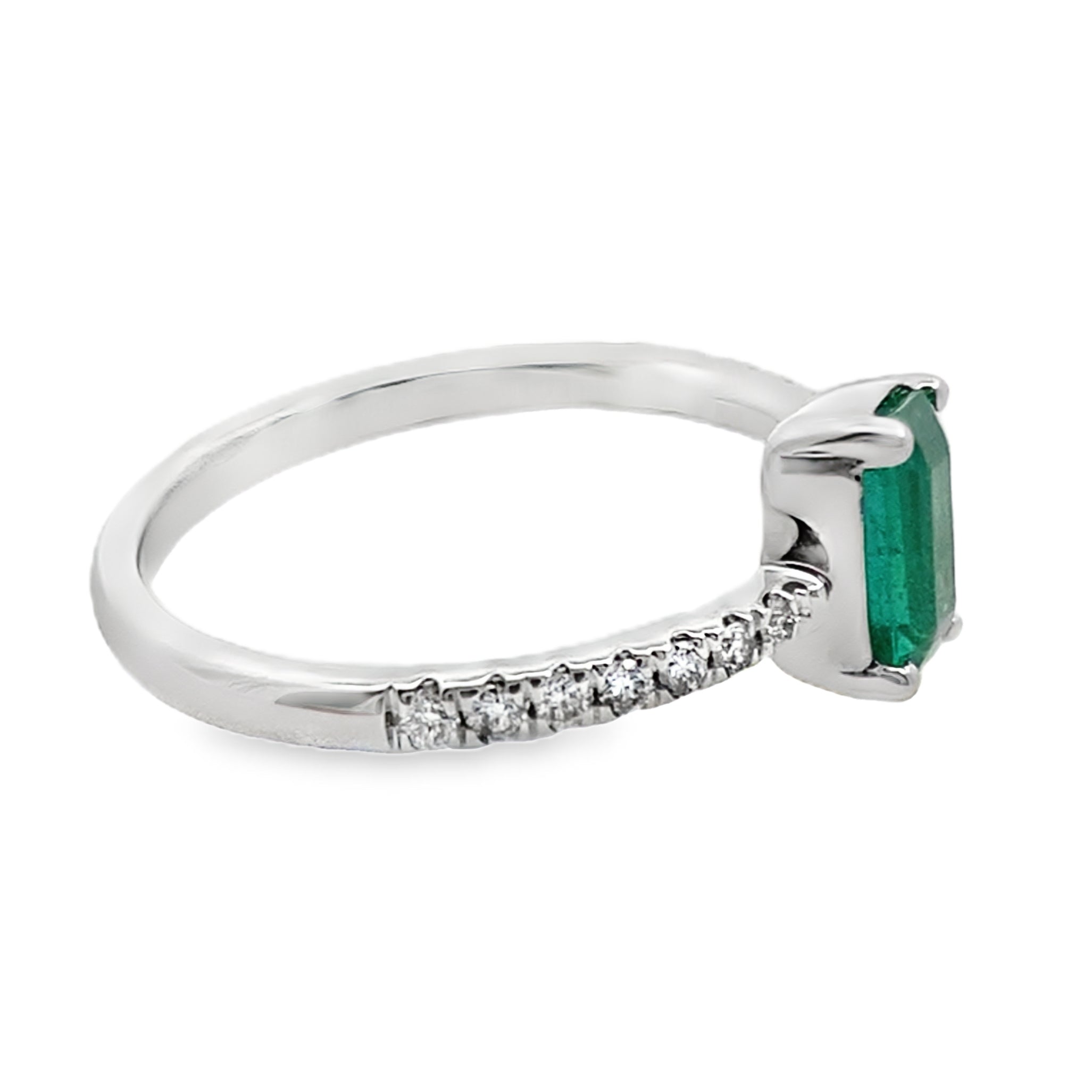 1.20Ct Rd/Bgt/Em 18K White Gold Diamond & Emerald Fashion Ring Size 7 2.0Dwt