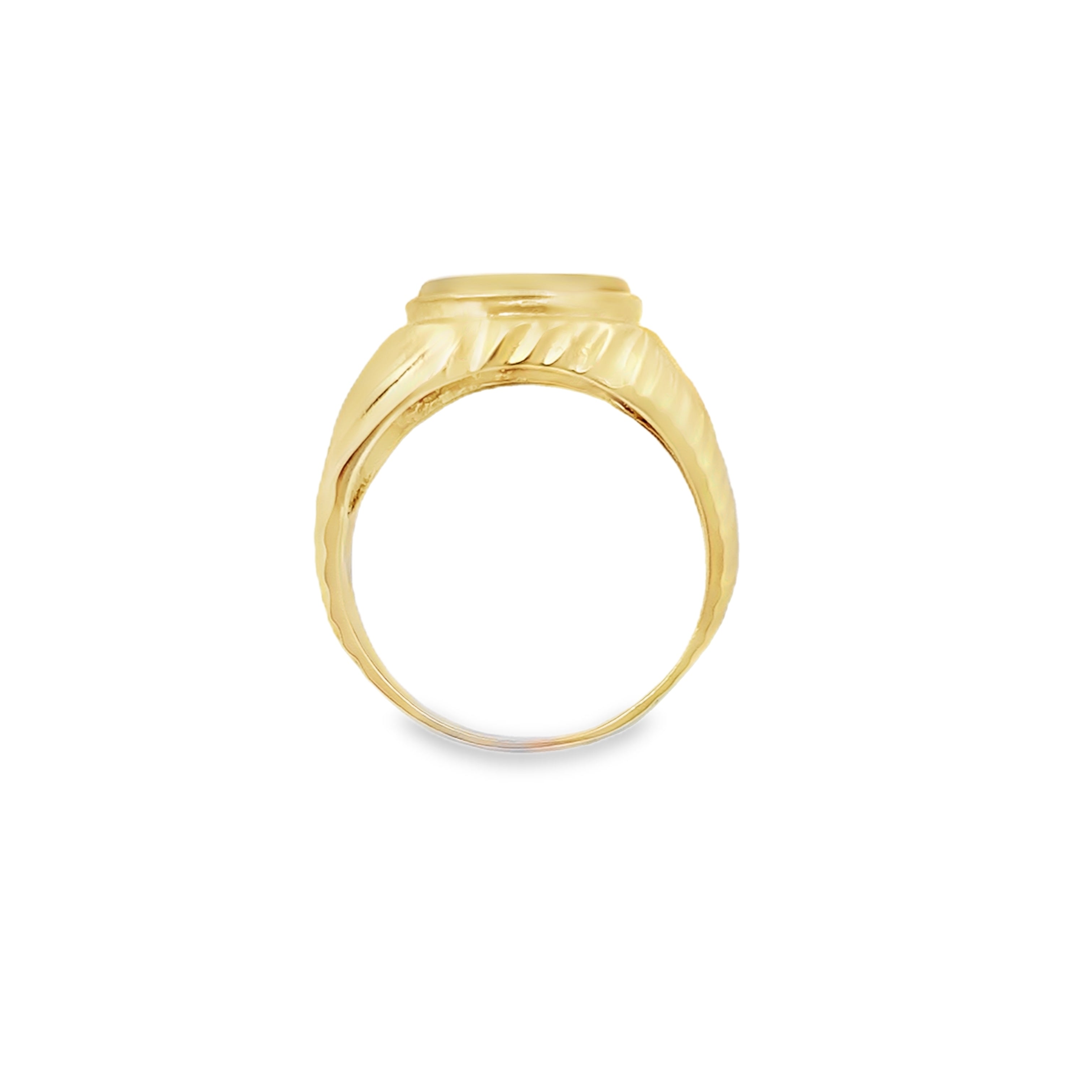 14K Yellow Gold  Onyx Fashion Mens Ring Size 10 5.1Dwt