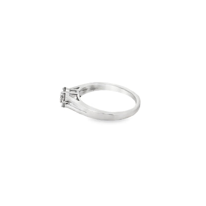 0.25Ct 10K White Gold Diamond Flower Fashion Ring Size 7 1.6Dwt