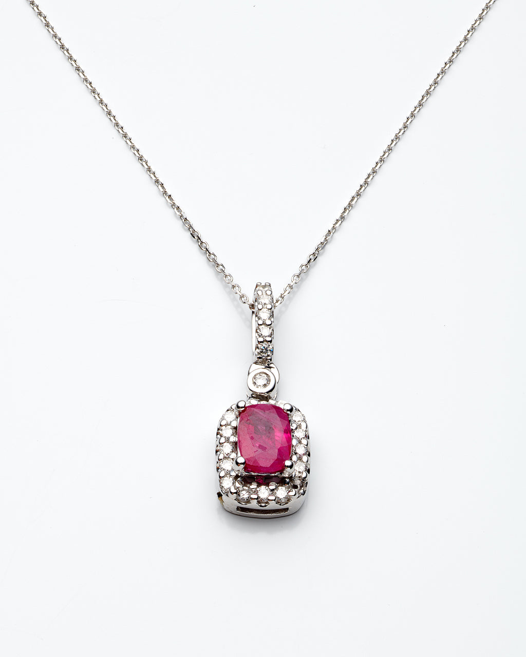 0.16Ctw Diamond 14K White Gold Ruby Center Pendant 1.0Dwt
