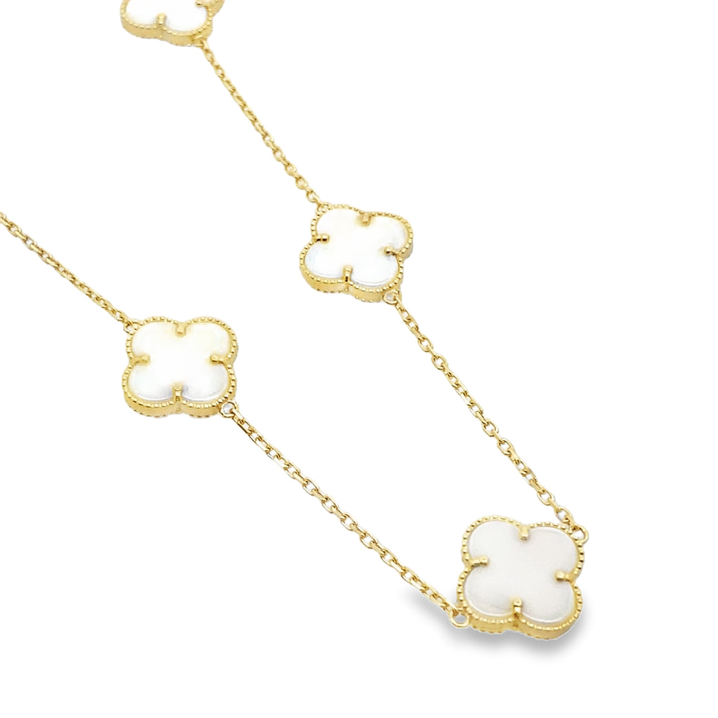 10K Yellow Gold Medium Five White Flowers Necklace 18In 6.0Dwt