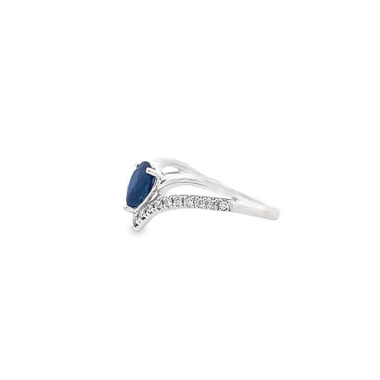 0.15Ctw Dird/ 0.89 Ctw Sapr 14K White Gold Diam & Pear Cut Sapphire Ring Size 7 2.2Dwt
