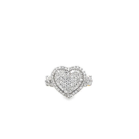 1.00Ctw 10K Yellow Gold Diamond Heart Cluster Ring Size 7 3.4Dwt