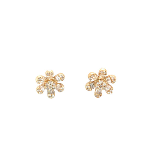 (Uj2)0.52Ctw 14K Yellow Gold Diamond Flower Earrings 1.2Dwt