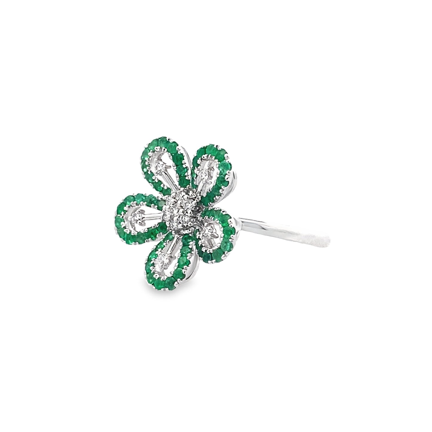 .15Ctw Dird 0.56 Ctw Emrd 14K White Gold Emerald & Diamond Flower Ring Size 7 3.0Dwt