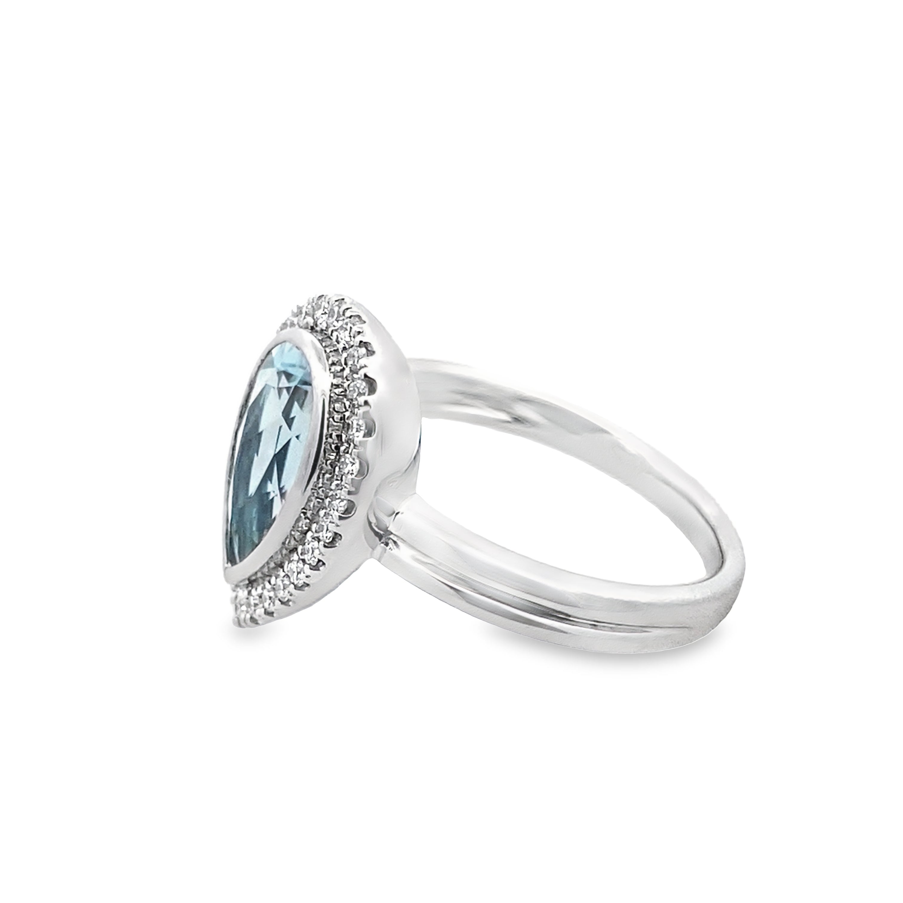 14K White Gold  Aquamarine Dia Ring 1 Aqpr 1.77 / 25 Dird 0.