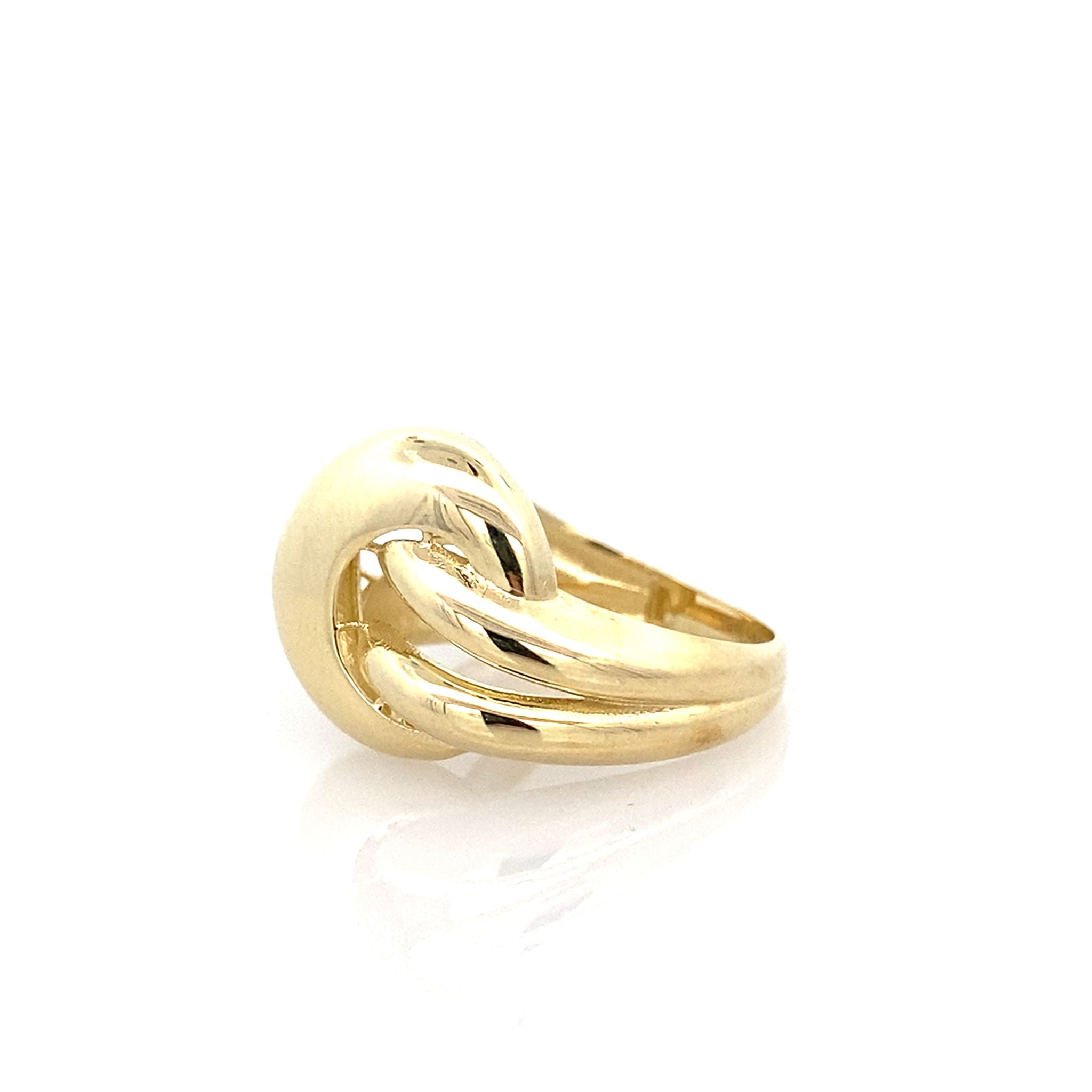 10K Yellow Gold Ladies Fashion Ring Size 7