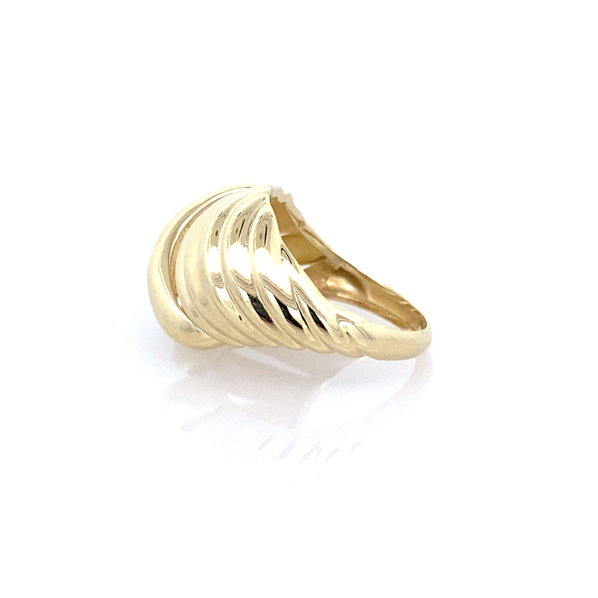 10K Yellow Gold Ladies Fashion Ring Size 7