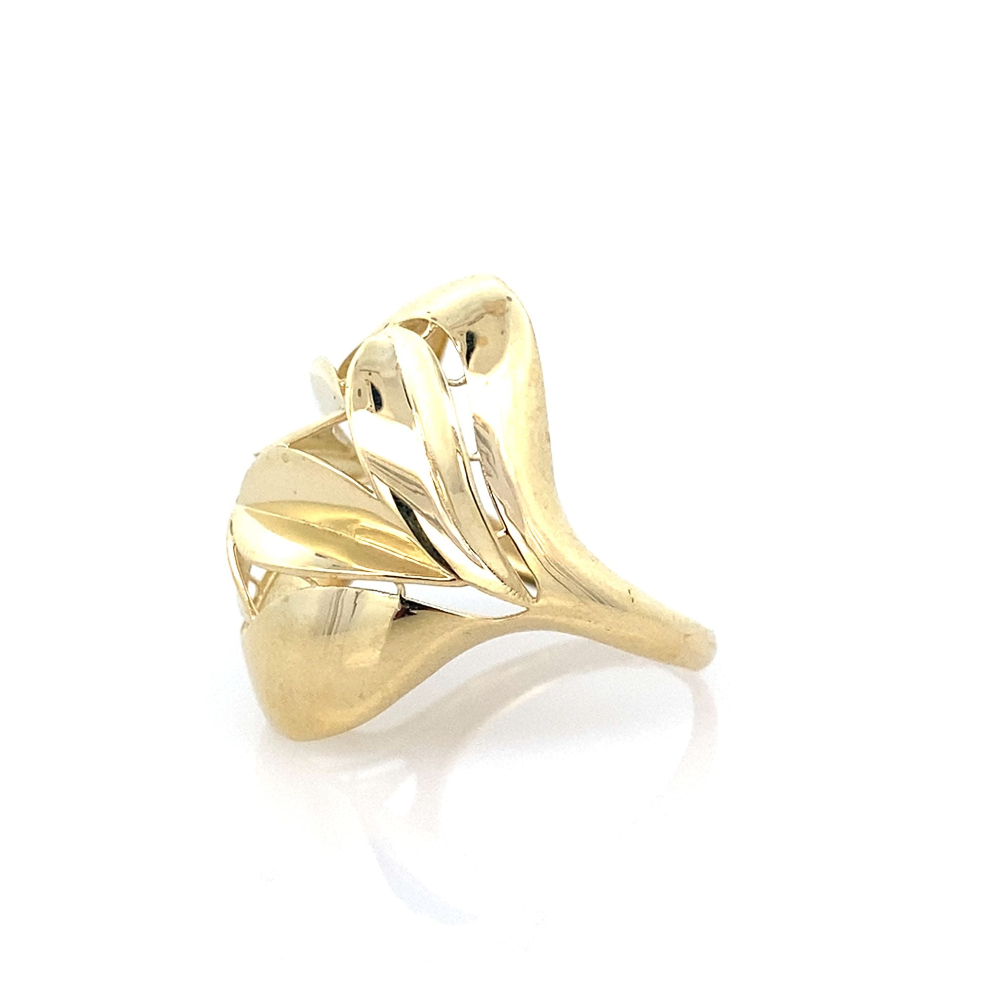 10K Yellow Gold Ladies Fashion Ring Size 7