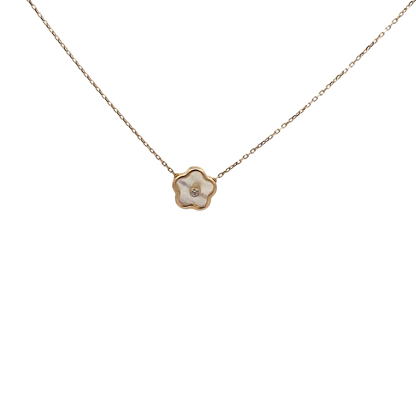 14K Yellow Gold Mother Of Pearl Flower Necklace 18In