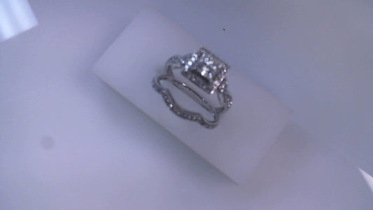 0.33Ctw 10K White Gold Diamond Ladies Wedding Set Size 7 2.6