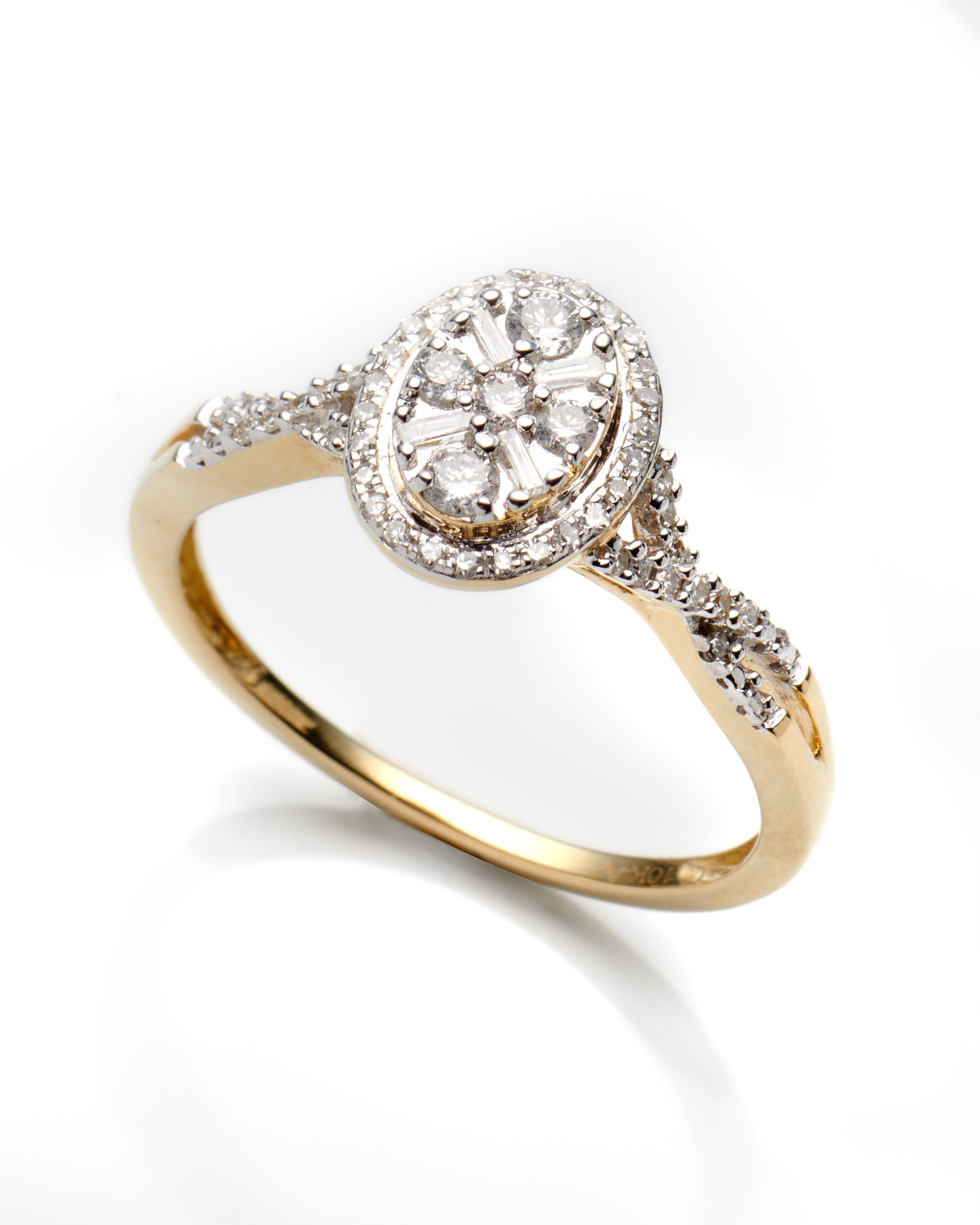 0.25Ctw 10K Yellow Gold Diamond Engagement Ring Size 7 1.2Dwt