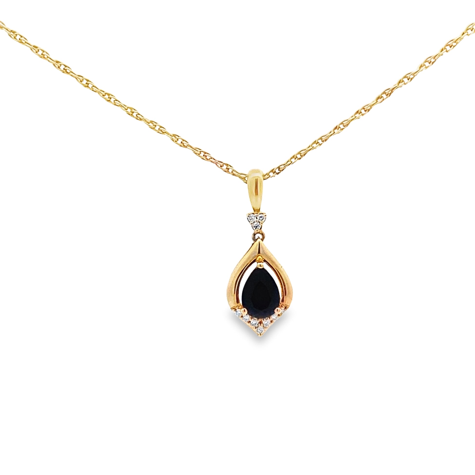 0.56 Bapr/0.06 Ctw Dird 14K Yellow Gold Black Agate & Dia Pendant 0.7Dwt