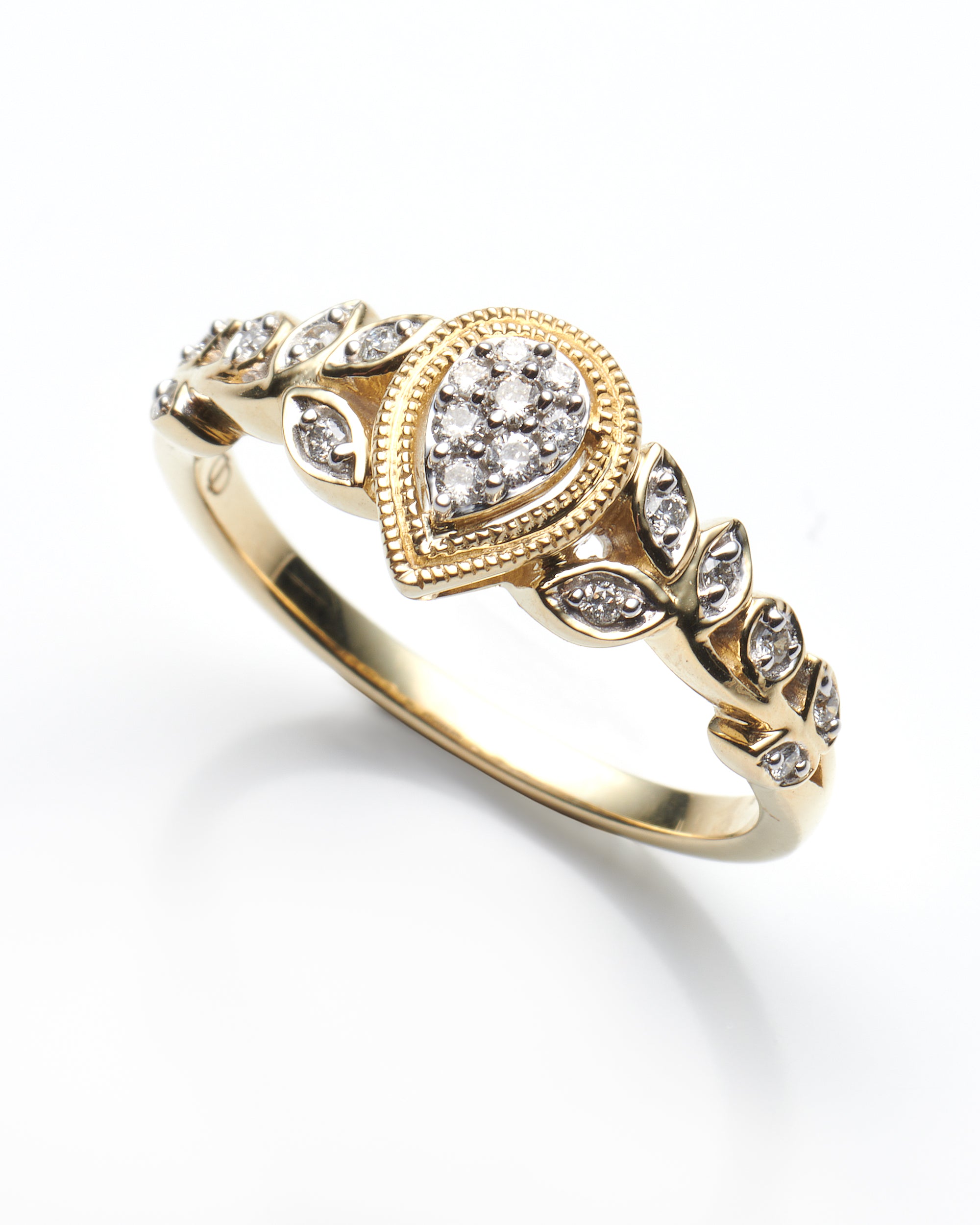 1/8Ctw 10K Yellow Gold Diamond Pear Shaped Promise Ring Size 7 2.1Dwt