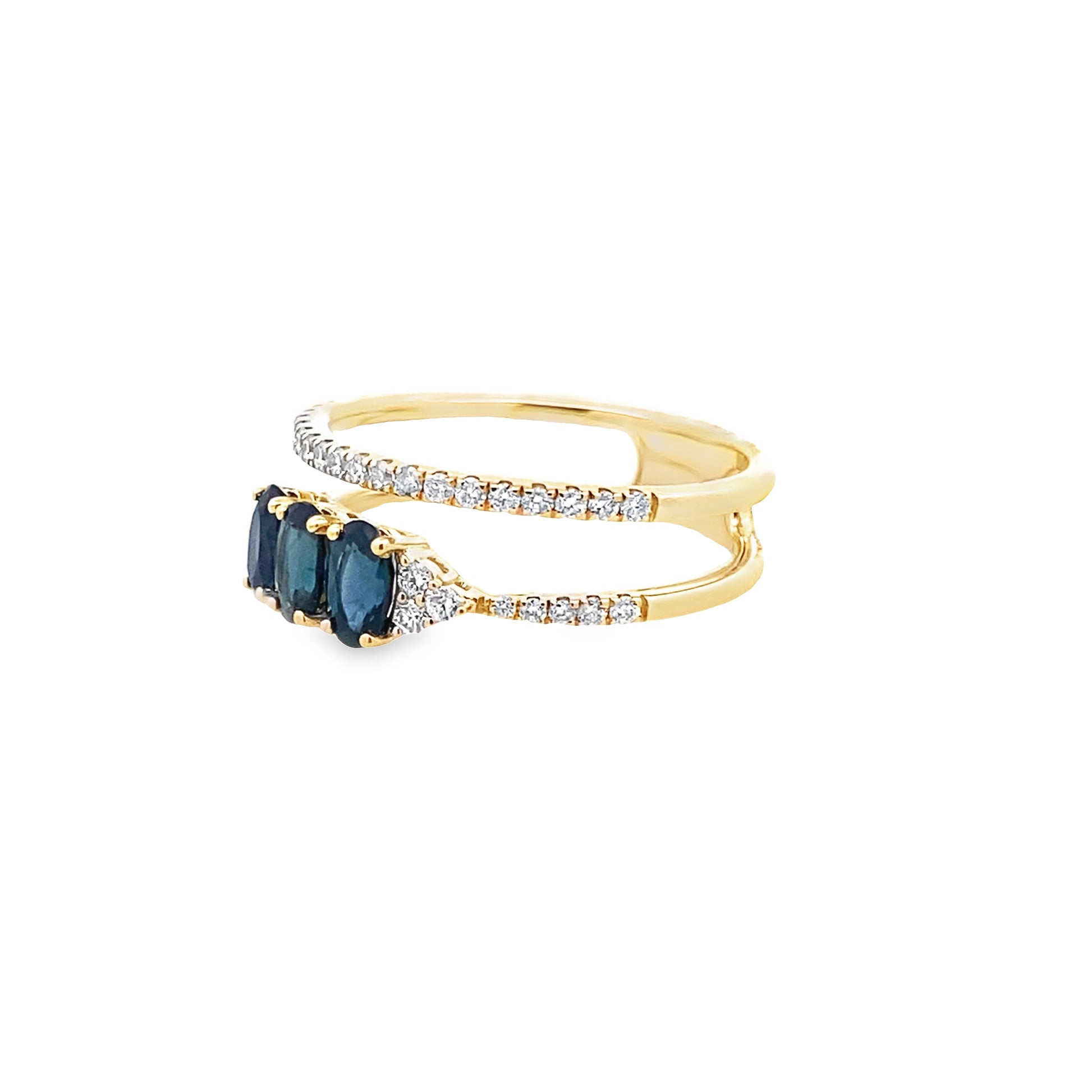 1.01Ctw Saov/0.32Dird 14K Yellow Gold Sapphire & Dia Ring Size 7  2.0Dwt