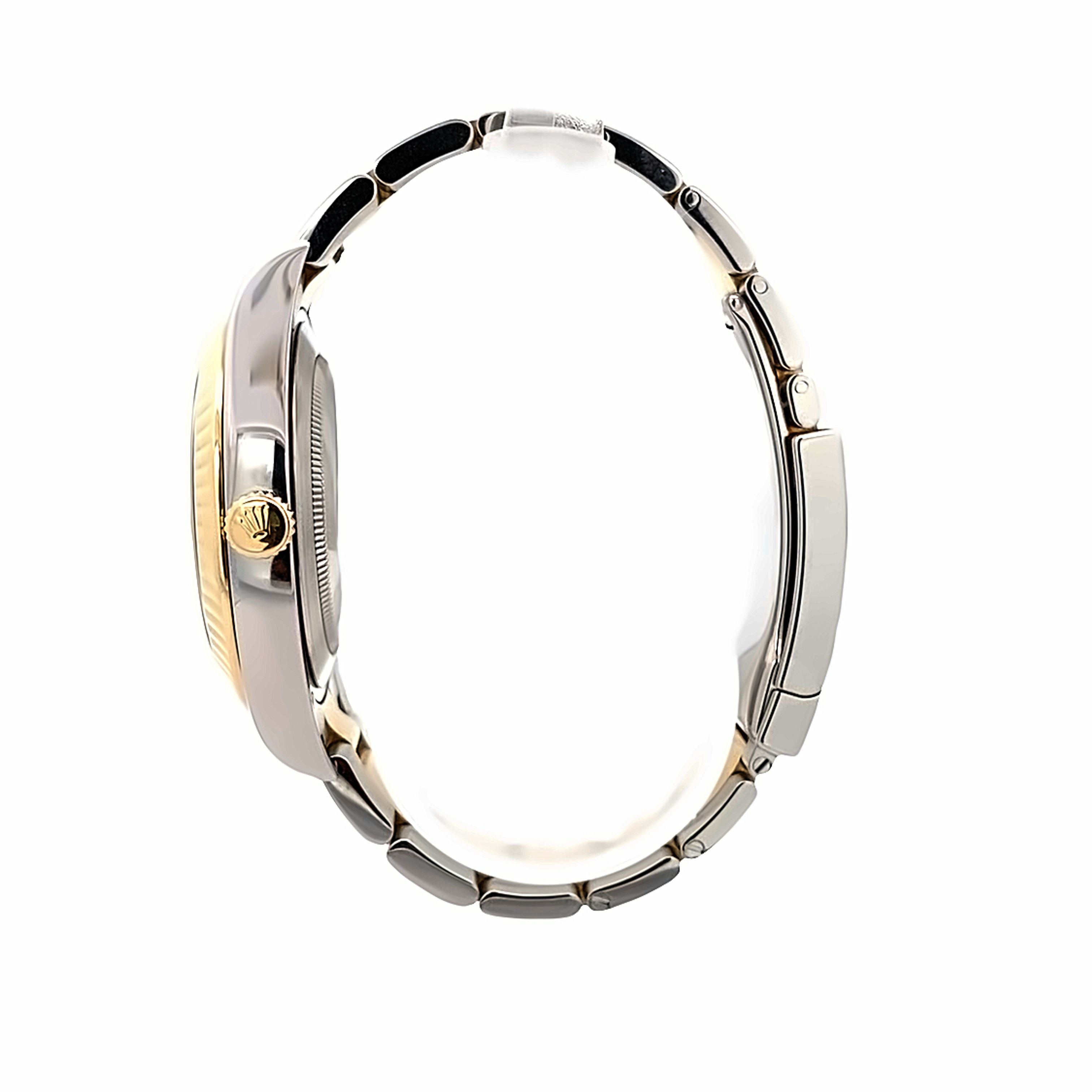 Pre-Owned Rolex Datejust 41Mm Model: 116333 18K Fluted Bezel Black Dial Roman Numeral Markers Oyster Links