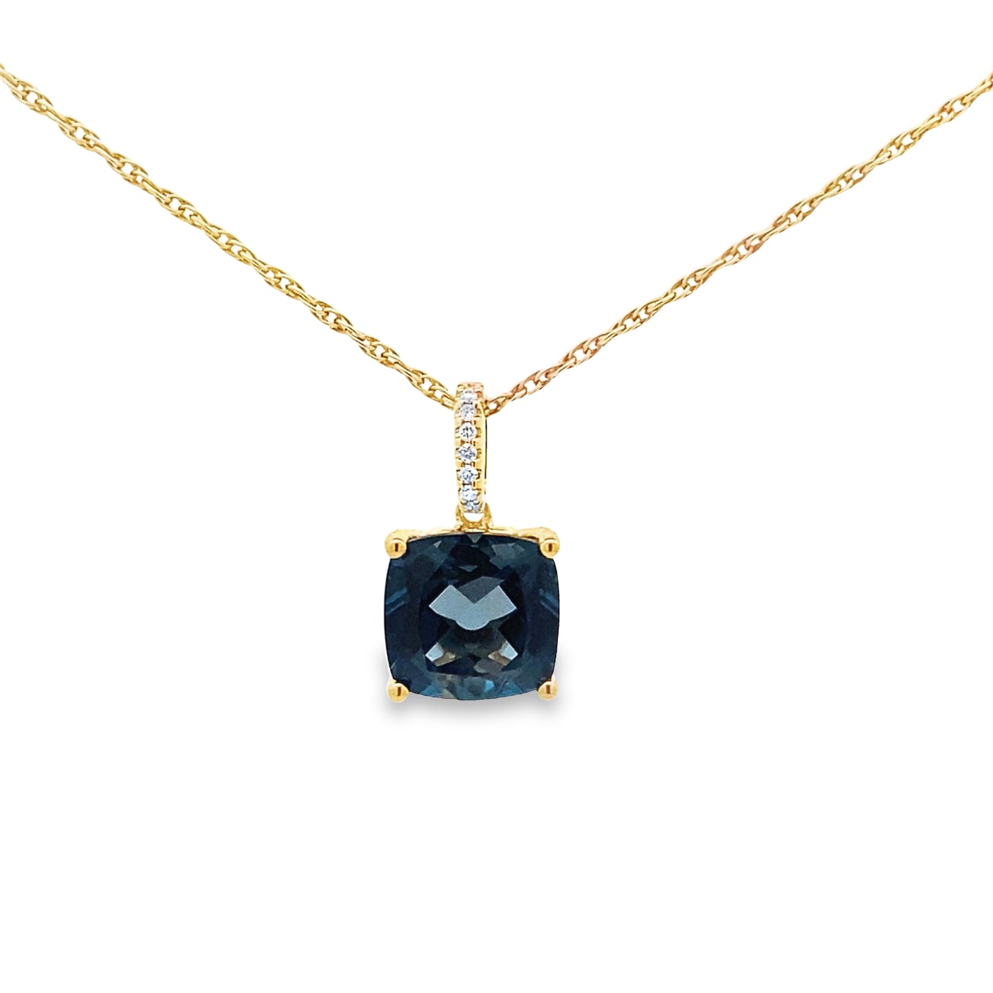 5.88 Lbcu/0.04 Ctw Dird 14K Yellow Gold Square London Blue Topaz & Dia Pendant 1.7Dwt