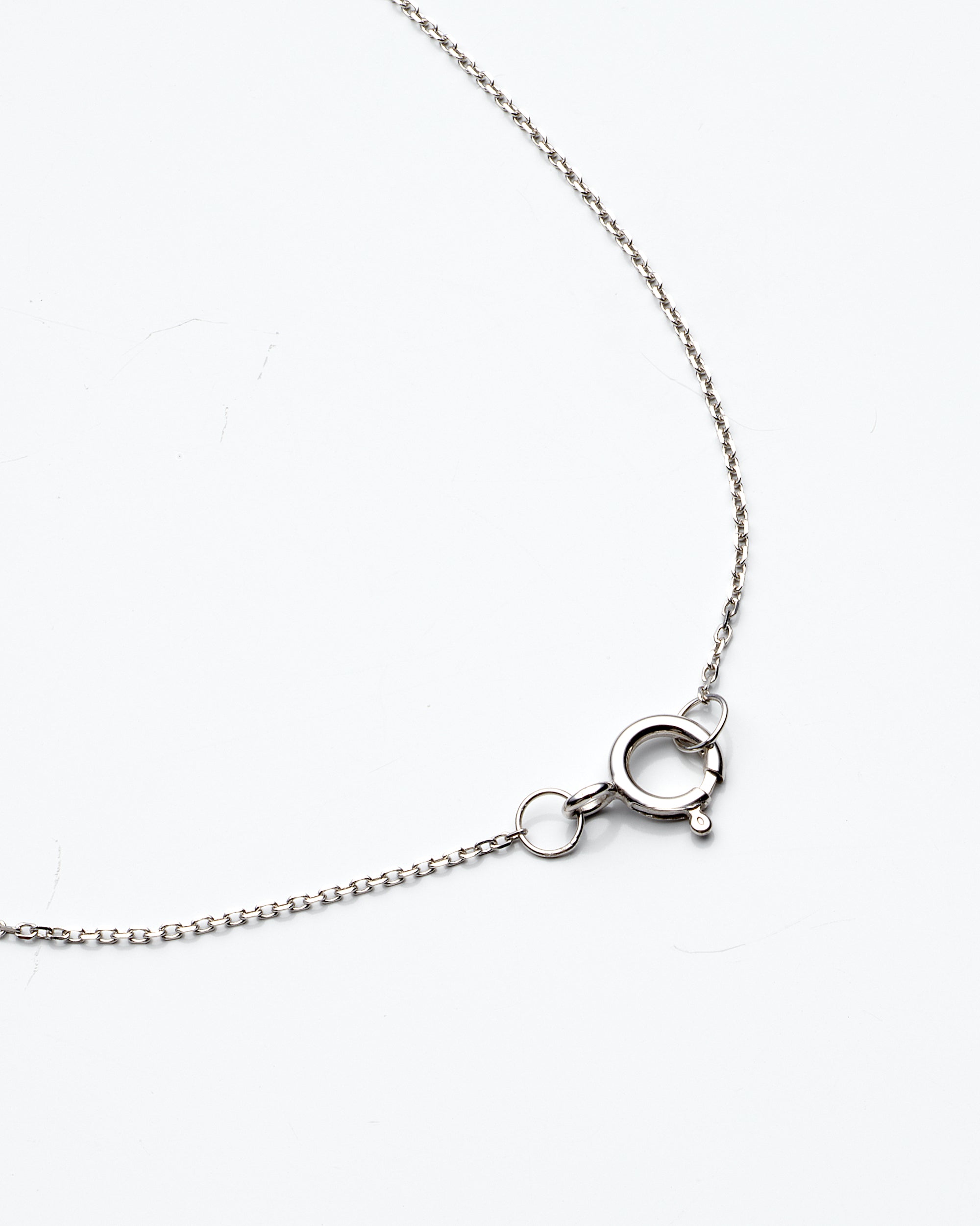 0.16Ctw Diamond 14K White Gold Ruby Center Pendant 1.0Dwt