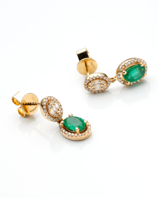 0.25Ctw Diamond 0.81Ctw Emerald 18K Yellow Gold Stud Earrings 2.7Dwt