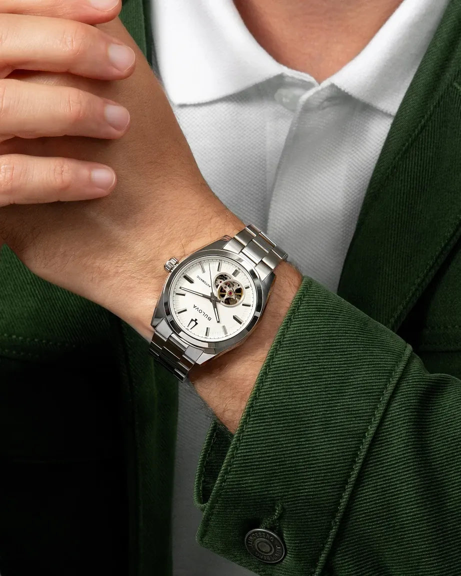 Bulova Classic Surveyor