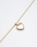 14K Yellow Gold Mother Of Pearl Heart Necklace 16In 2.8Dwt