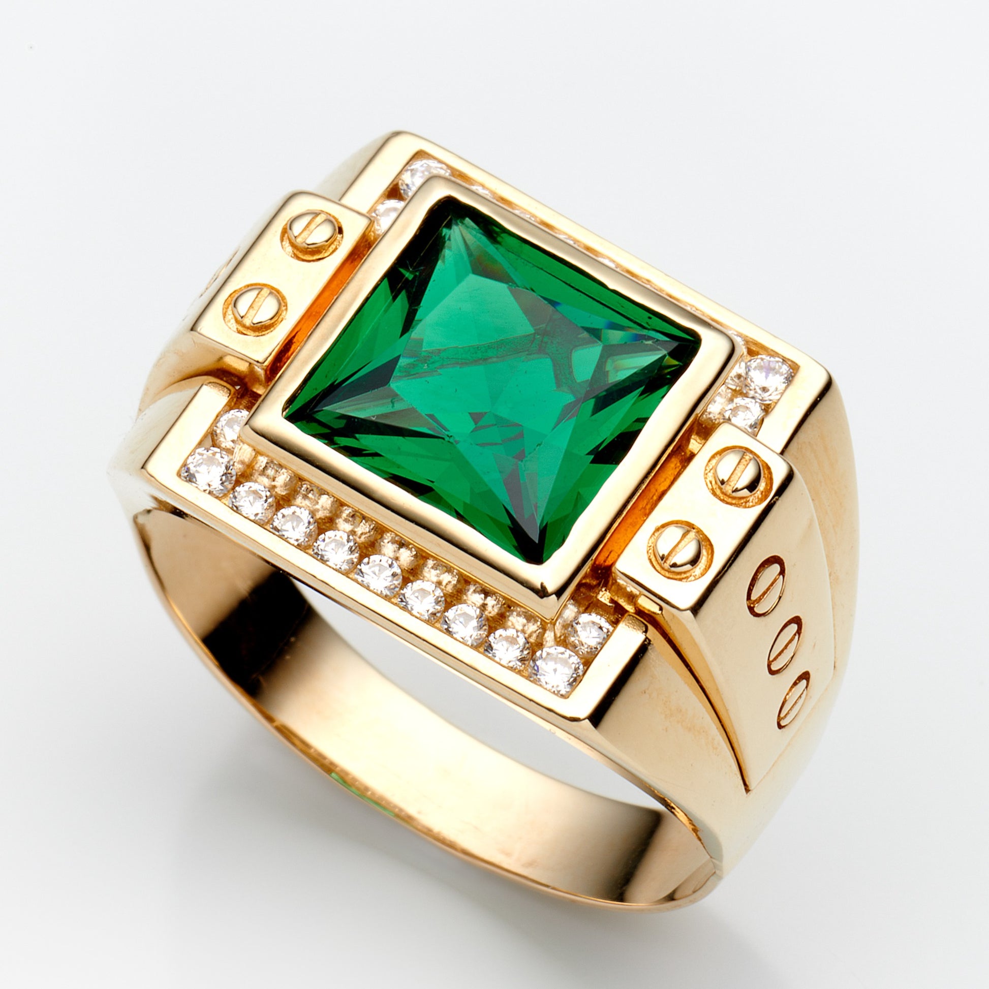 10K Yellow Gold Square Green Stone Ring Size12 6.8Dwt