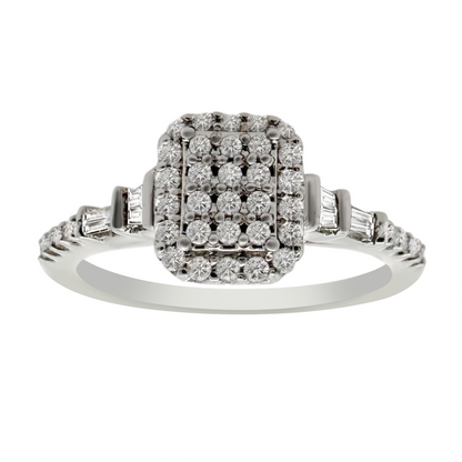 0.30Ctw 14K White Gold Diamond Engagement Ring Size 7 1.9Dwt