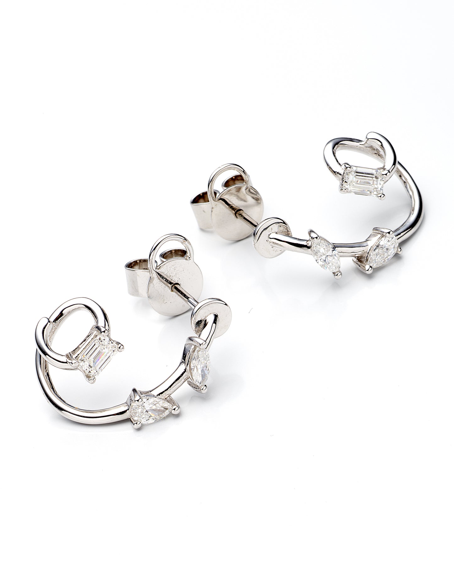 18K White Gold Diamond Earrings 2.1Dwt