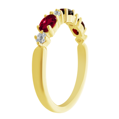 0.60Gaov 0.16Dird 14K Yellow Gold Garnet & Dia Ring Size 7 1.6Dwt
