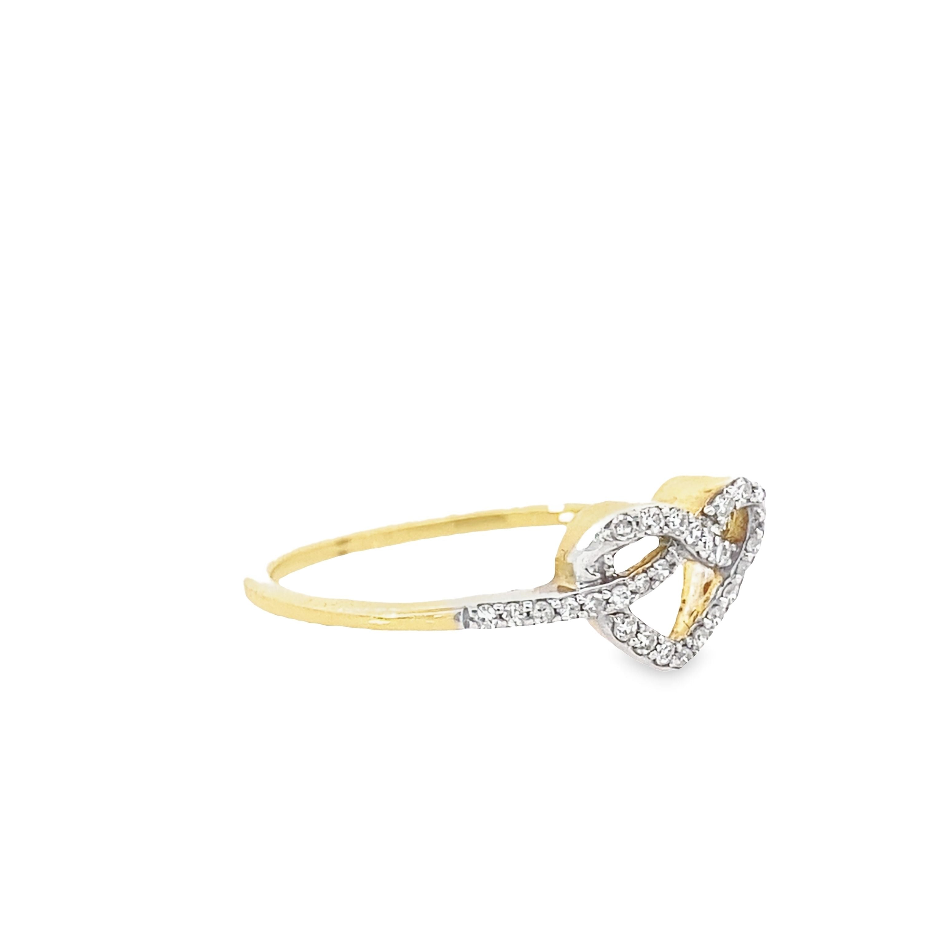 0.15Ctw 10K Yellow Gold Diamond Heart Ring Size 7 0.9Dwt