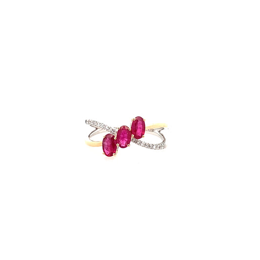 0.95Ctw Rbov/0.10 Ctw Dird 14K Two Tone Gold Ruby & Diamond Ring Size 7 1.6Dwt