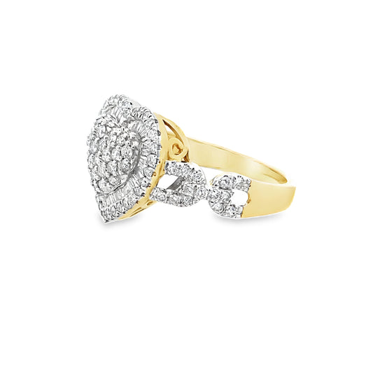 1.00Ctw 10K Yellow Gold Diamond Heart Cluster Ring Size 7 3.4Dwt