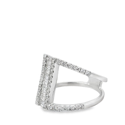 1.06Ctw 14K White Gold Diamond Fashion Ring Size 7 2.4Dwt